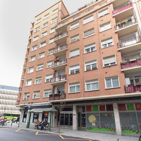 Apartamento Con Vistas Al Estadio San Mames Bilbao Eksteriør bilde