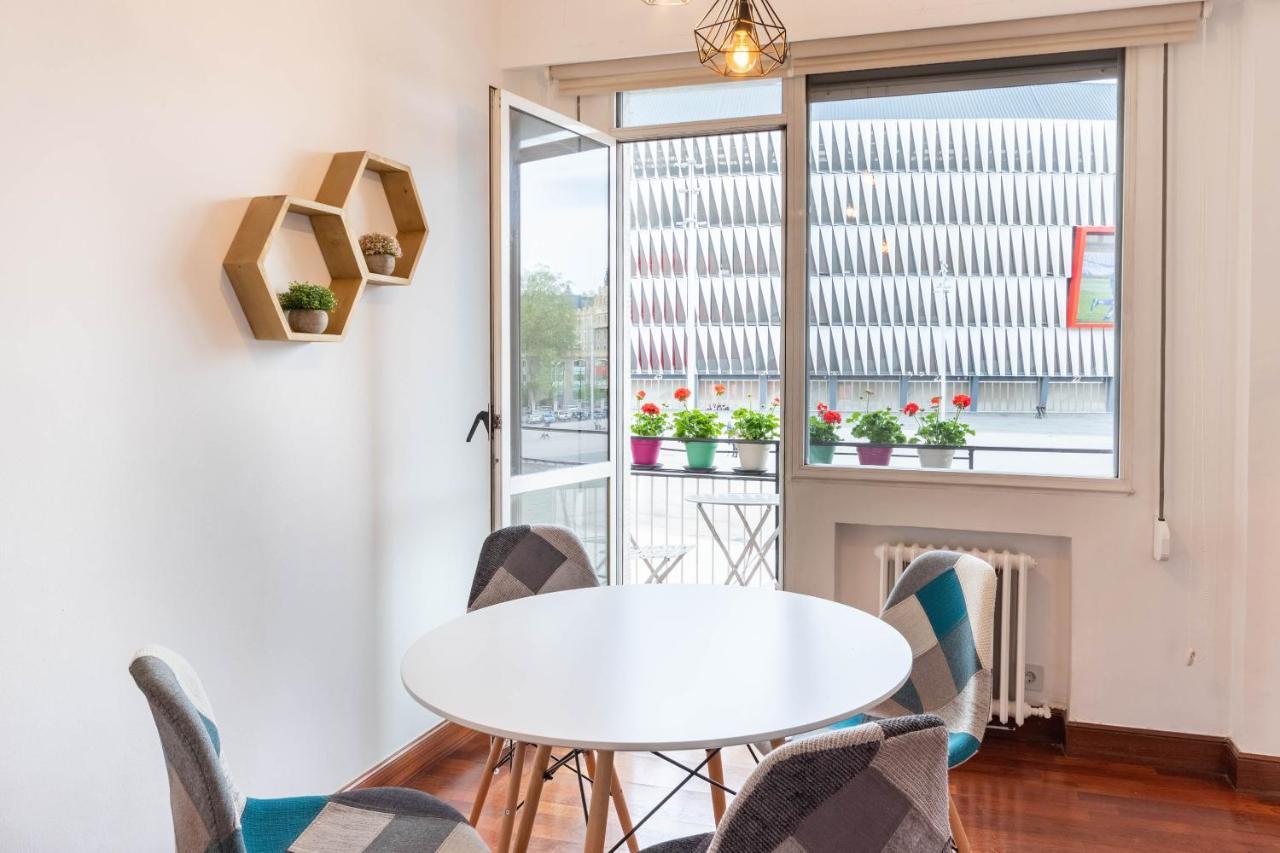 Apartamento Con Vistas Al Estadio San Mames Bilbao Eksteriør bilde